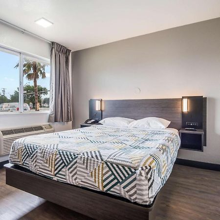 Motel 6-College Station, Tx - Bryan Eksteriør bilde