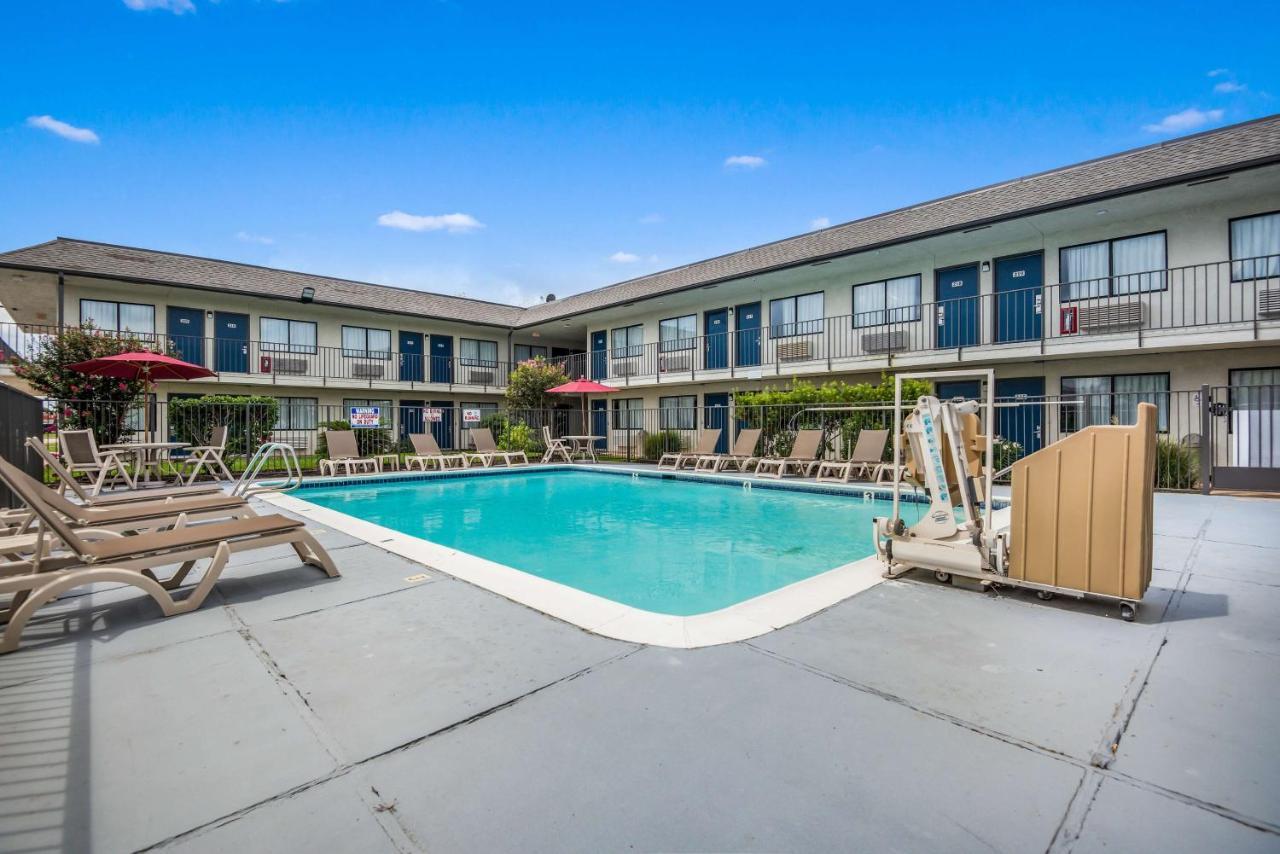 Motel 6-College Station, Tx - Bryan Eksteriør bilde