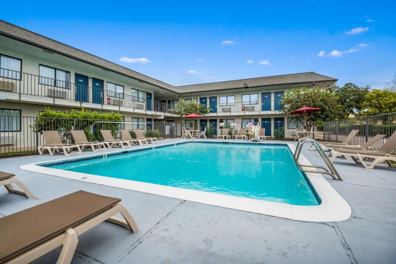 Motel 6-College Station, Tx - Bryan Eksteriør bilde