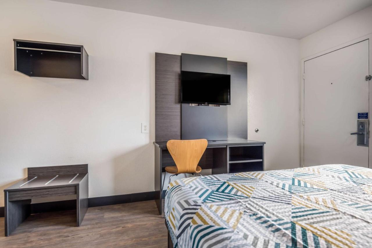 Motel 6-College Station, Tx - Bryan Eksteriør bilde